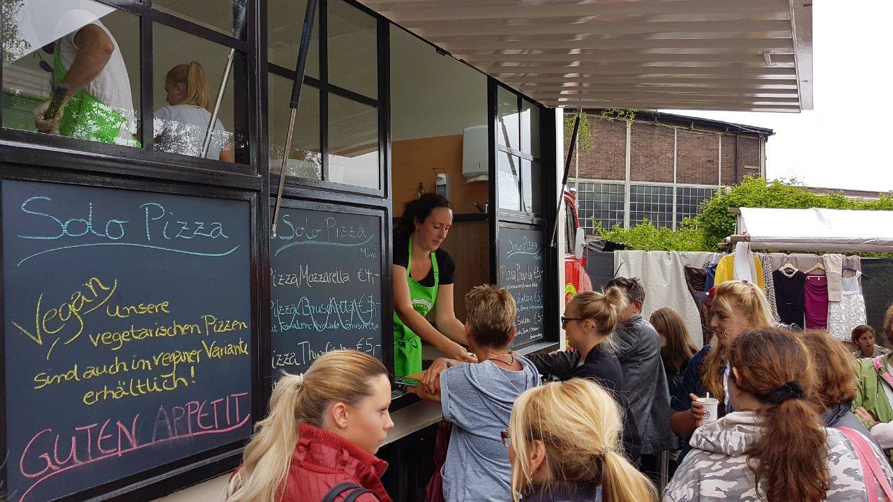 Foodtruck Container Solo Pizza 2017 2x20ft Experts In Container Architecture